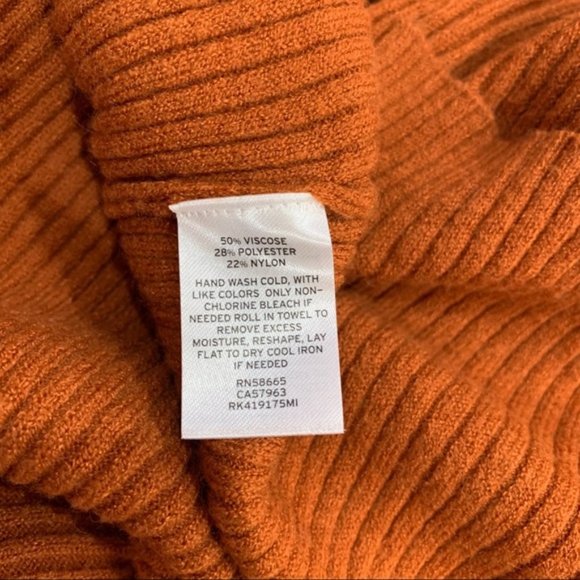 Free Press V-Neck Ribbed Sweater - Picture 6 of 6